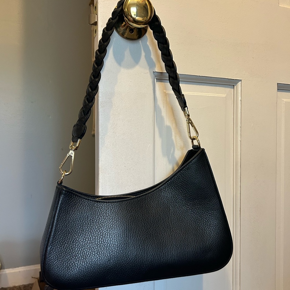 Black shoulder bag